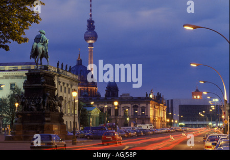 Berlin. Unter den Linden, Frederick the Great, Humboldt Universitaet. Neue Wache. Deutsche Historisches Museum. Fernsehturm. Stock Photo