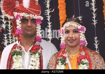 SBP79978 Maharashtrian Indian Bride and Indian Bride groom in wedding ceremony MR#515 Stock Photo