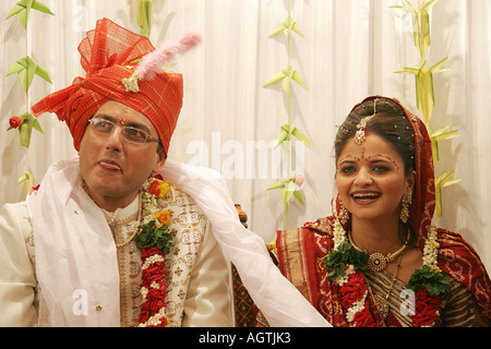 SSK79525 Happy Indian Gujarati couple on their wedding day Model Release 667 and 664 Stock Photo