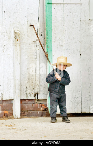 Amish life in Millersburg and Sugar Creek Holms County Ohio Child at play Stock Photo