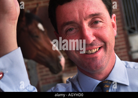 RACEHORSE TRAINER MARCUS TREGONING AT HIS KINGWOOD HOUSE STABLES NEAR LAMBOURN AUG 1999 Stock Photo