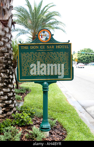 Don Ce Sar Hotel Sign Stock Photo