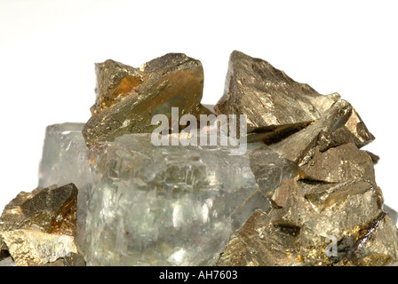 Mineral Chalcopyrite, Tetrahedral pyramid crystals of chalcopyrite on green fluorite cube, Wheal Trevaunance, St. Agnes, Cornwall, England Stock Photo