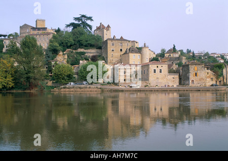 Ancient Cathar city medieval town of Puy l Eveque Vallee du Lot Lot Valley Midi Pyrenees France Europe Stock Photo