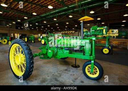 ILLINOIS Moline Restored antique tractors displayed in John Deere Collectors Center Stock Photo