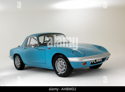 Lotus elan coupe hi-res stock photography and images - Alamy