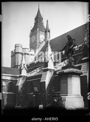 Cromwell Statue London Stock Photo