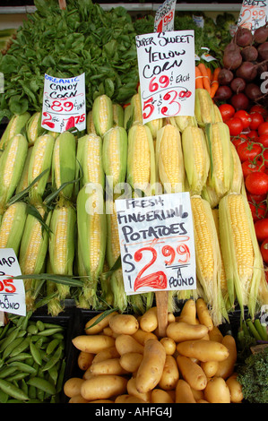 Fresh produce stall at Pike Place Market, Seattle Stock Photo