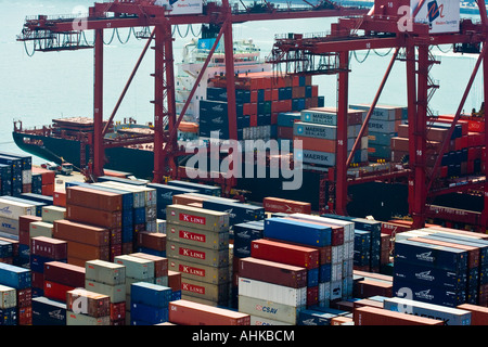 Shipping Containers Maersk Danville Ship Modern Terminals Hong Kong Docks Stock Photo
