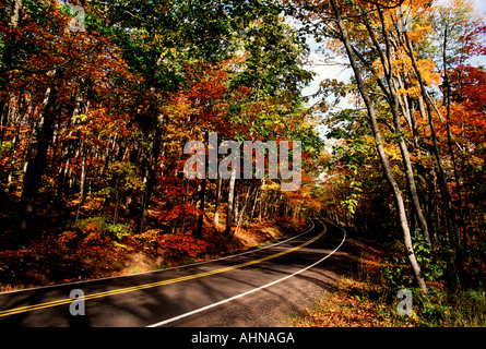 Michigan Highway 41 in Keweenaw Peninsula in autumn Stock Photo