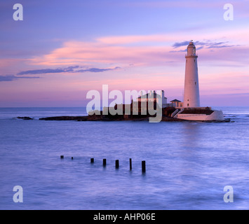St Mary's Lighthouse at Sunset, Near Whitley Bay, Tyne and Wear, England, UK Stock Photo