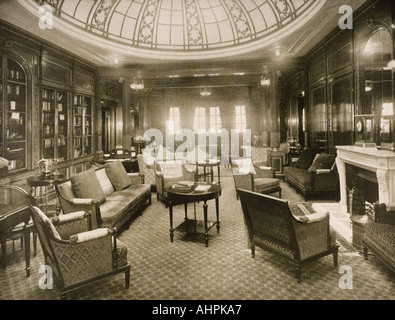 Cunard Line promotional brochure for Mauretania circa 1930. The library and writing room. Stock Photo