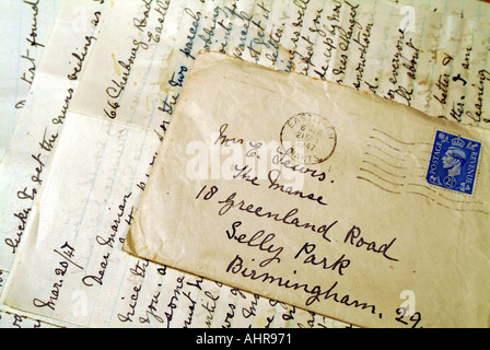 Handwritten letter dated March 20 1947 with 2.5pence stamp King George VI reign Stock Photo