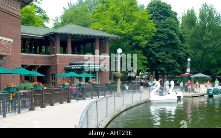 lagoon lincoln park paddle swan skyline boat chicago alamy pavilion boats illinois usa background