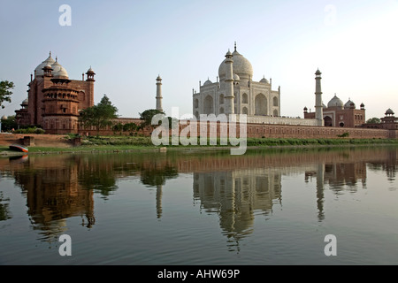 Taj Mahal reflected in Yamuna river. Agra. Uttar Pradesh. India Stock Photo