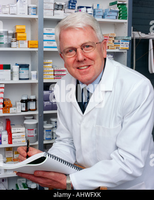 a pharmacist in dispensary Stock Photo
