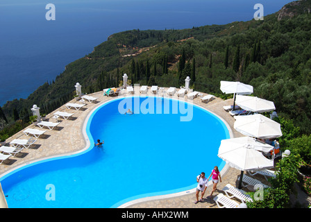 https://l450v.alamy.com/450v/ahx2wm/view-from-golden-fox-restaurant-of-outdoor-swimming-pool-lakones-kerkyra-ahx2wm.jpg