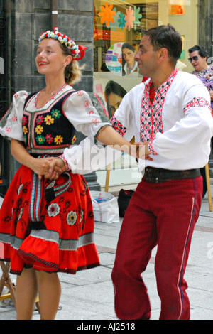 Russian street performers in Spain couple dancing Stock Photo