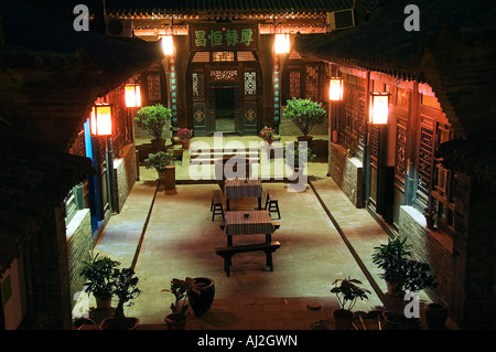 Historic Yamen Youth Hostel courtyard, built in 1591 for the Emperor's city visit, Pingyao City, Shaanxi Province, China Stock Photo