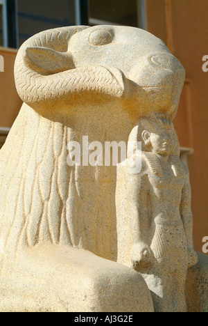 pharaoh taharqa statue