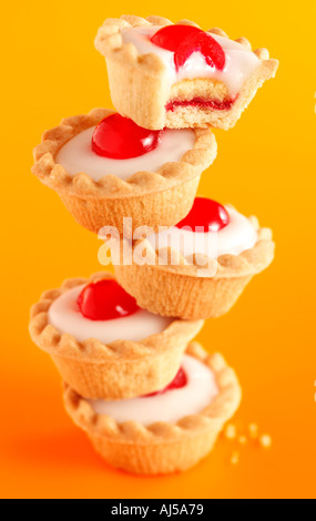 BAKEWELL TARTS CUPCAKES Stock Photo