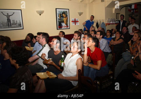 Italians watching Italy vs Ukraine, 2006 World Cup Finals, Italian winebar, London Stock Photo