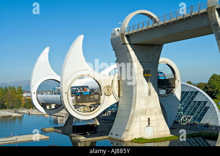 A close up view of the Falkirk Wheel turning on a sunny autumn day Stock Photo