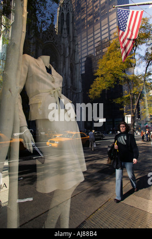 Banana republic rapid movement chino launch hi-res stock photography and  images - Alamy