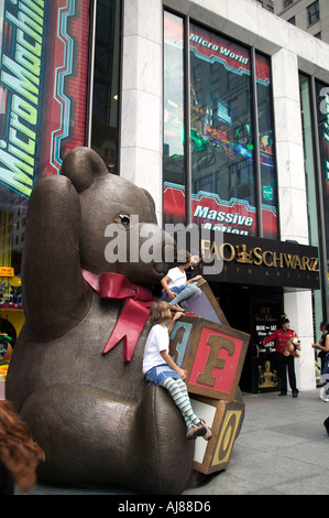 FAO Schwarz toy store in Manhattan NYC Stock Photo - Alamy