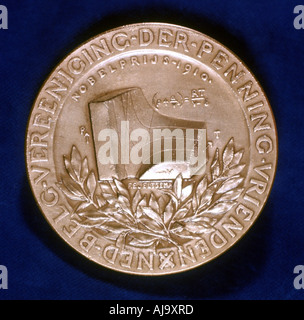 Medal commemorating Dutch physicist Johannes Diderik van der Waals. Artist: Unknown Stock Photo