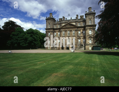 dh Scottish georgian manor BANFF DUFF HOUSE BANFFSHIRE Green grass lawn and stately home uk country mansion Scotland