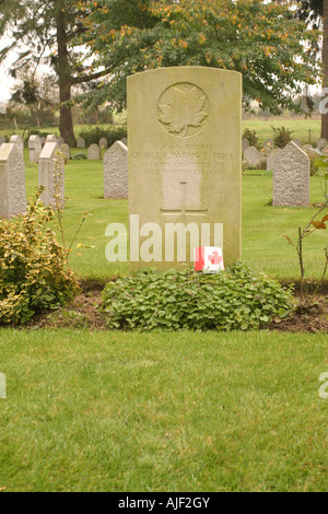 Grave of Private George Lawrence Price of the Canadian Infantry St Symphorien Cemetery Mons Belgium Stock Photo