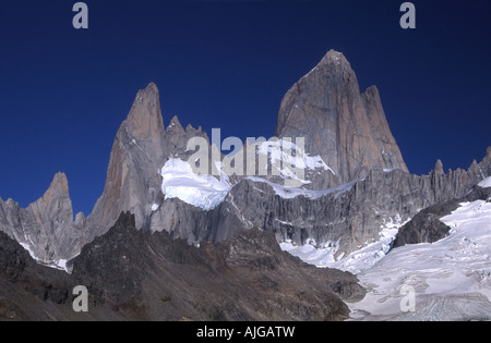 Mt Fitzroy, Aguja Poincenot to left, Aguja Rafael (small, far left), Los Glaciares National Park, Patagonia, Argentina