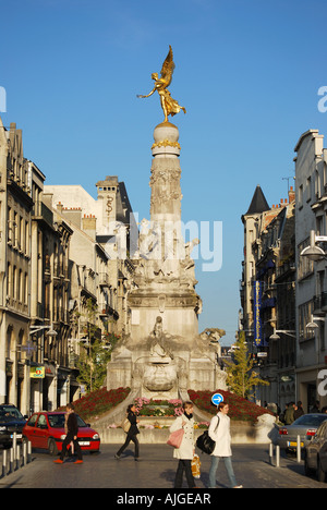 Sube Fountain, Place Drouet d 'Erlon, Reims, Marne, Champagne-Ardenne, France Stock Photo