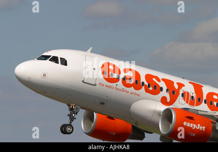 Easyjet Airbus A319 airliner taking off Stock Photo