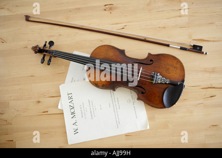 Violin Stock Photo
