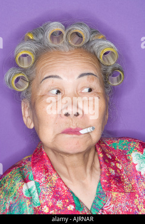 Elderly chinese dignity hi-res stock photography and images - Alamy