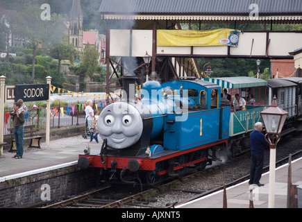 Steam Train Thomas The Tank Engine At Llangollen Railway Station Stock steam-train-thomas-the-tank-engine-at-llangollen-railway-station-stock