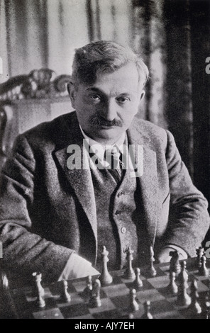 Alexander Alekhine, Emanuel Lasker and Efim Bogolyubov, 1929 Stock Photo -  Alamy