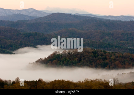 Misty valley and dawn skies over Smokies Ridges, Great Smoky Mountains National Park, Tennessee, USA Stock Photo