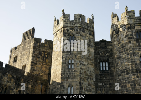 UK England Northumberland,Alnwick,Alnwick Castle,11th century,Norman architecture,Harry Potter movie site,UK071002074 Stock Photo