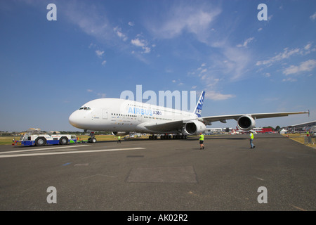 Airbus A380 being parked at Farnborough Airshow 2006 Stock Photo