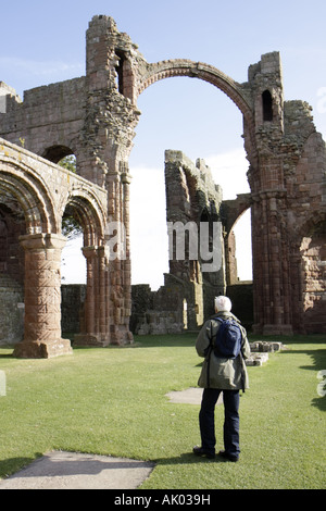 UK England Northumberland Heritage Coastline,Holy Island,Lindisfarne,Berwick upon Tweed,Lindisfarne Priory,founded 635 AD,ruins,ancient,Christianity,U Stock Photo