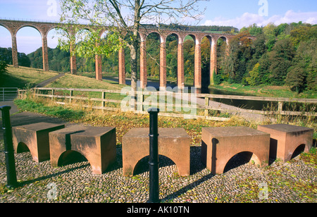 Bridges and rail viaduct across the River Tweed on the route of the Tweed Cycleway at Leaderfoot near Trimontium Roman Fort Stock Photo