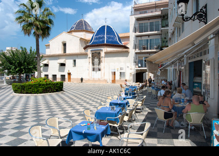 Pavement cafe in the Old Town, Benidorm, Costa Blanca, Spain Stock Photo