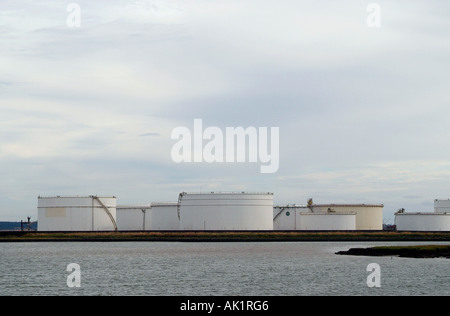 Coryton crude oil refinery in the North Thames estuary, Essex Stock ...