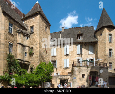 Place du Marche aux Oies, Old Town, Sarlat, Perigord Noir, Dordogne, France Stock Photo