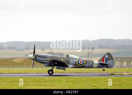 ジグソーパズル『SPITFIRE OVER BUCKINGHAM PALACE』 ジグソーパズル『SPITFIRE OVER BUCKINGHAM PALACE』 Battle of