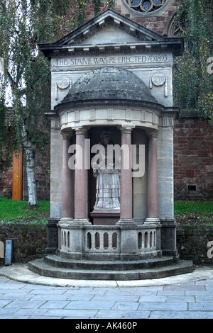 Canopied statue of Queen Anne in Wellington Square. Minehead. Somerset. England Stock Photo