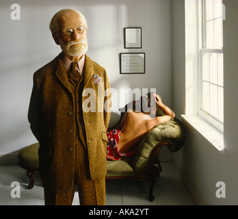 Sigmund Freud in his Surgery with a Patient Stock Photo